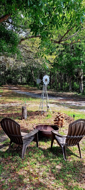 Property grounds - Bohemian Suite. Get the Best of Both Worlds. Rest and Relax surrounded of nature (Port Richey)