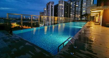 Nearest APT to Legoland-5min walk @ Glory Comfort Suite with Bathtub 1--8pax