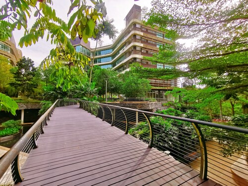 Nearest APT to Legoland-5min walk @ Glory Comfort Suite with Bathtub 1--8pax