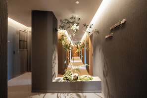 Pasillos con baranda