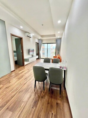 Executive Apartment, 3 Bedrooms | Living area