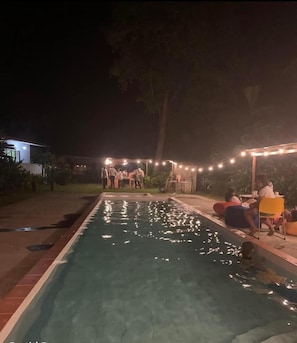 Piscine extérieure