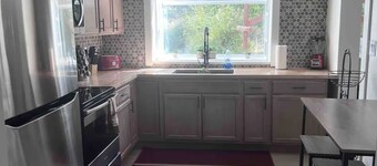 2 Bedroom 1 Bathroom with game room. Pet friendly 