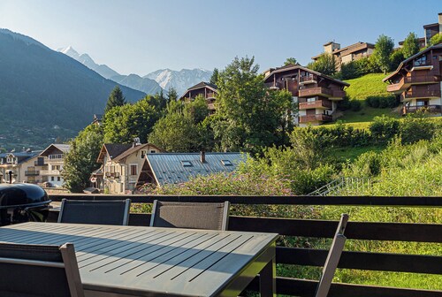 La Cordée Saint Gervais, Grand Chalet at the foot of the slopes, accessible by train