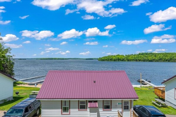 Exterior - TB 2 Thunder Bay Resort Cabin 2 (Phelps)