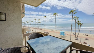 Condo, varias camas, balcón, vista al océano (A225 Sunset Bliss) | Vista desde la habitación