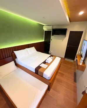 Premier Room, Non Smoking, Private Bathroom - Mula De La Paz (San Narciso)