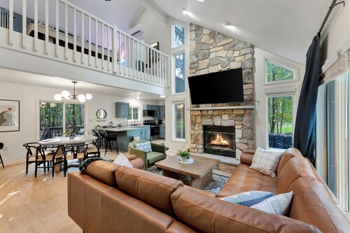 Campfire Oasis Hot Tub, Jungle Gym, Game Room