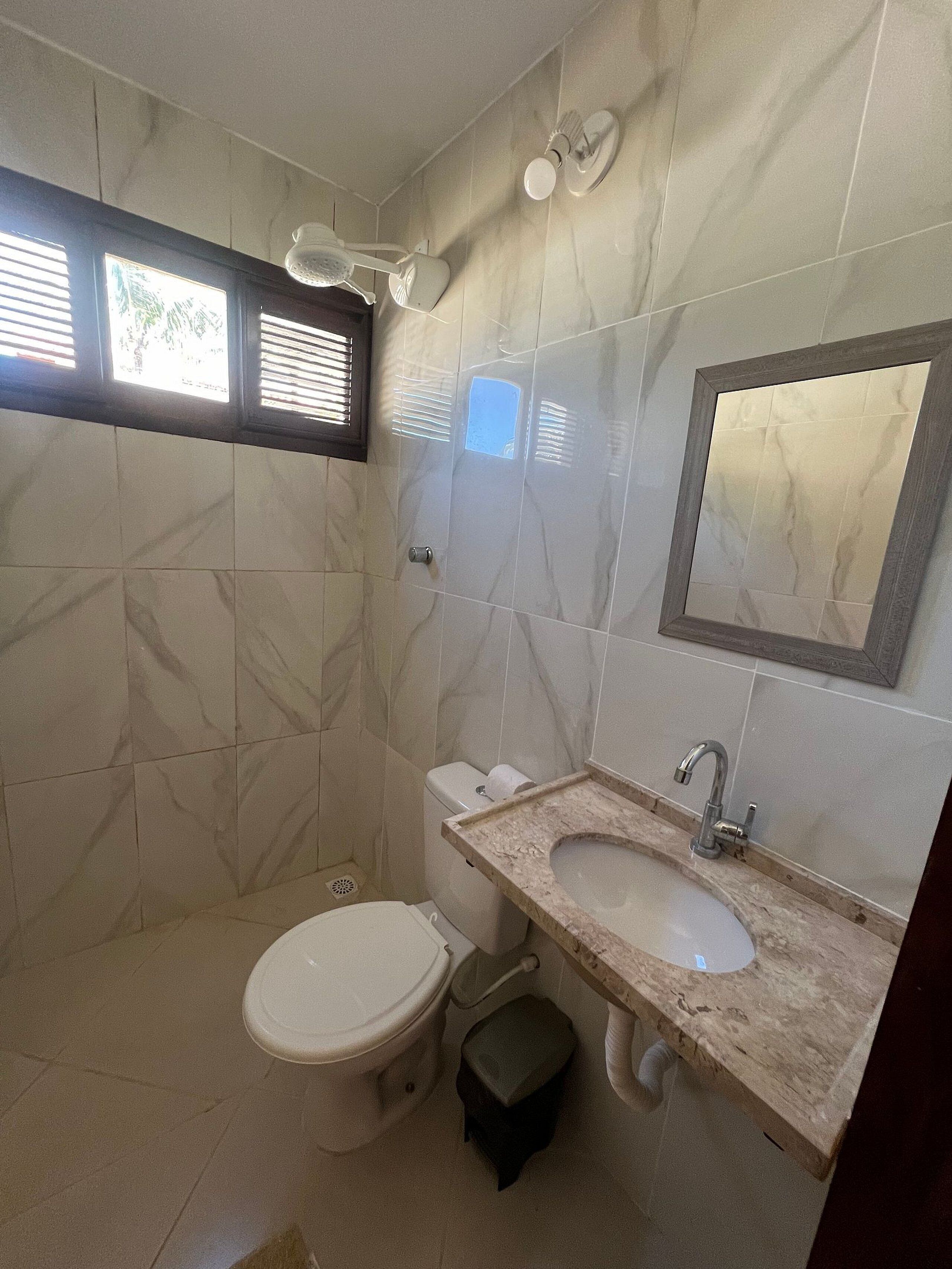 Quarto casal conforto | Banheiro | Toalhas de banho 