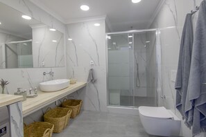 Bathroom - Arethousa House (Paros)