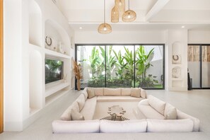 Villa | Living area - Zeus Villa by Betterplace (Canggu)