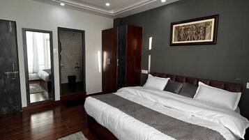 Soundproofing, free WiFi