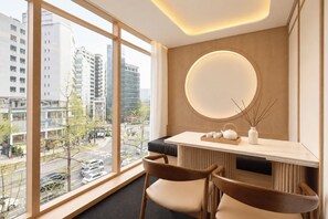 Living area - UH Suite Seoul Deoksugung (Seoul)