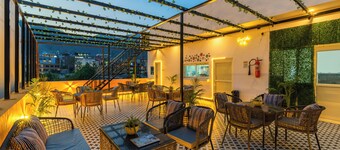 The Social Stays Rishikesh (Formerly ArtBuzz)