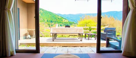 Ferienhaus | Blick auf die Berge