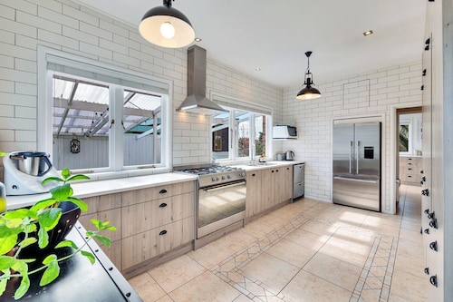 Castle Charm with Modern Interiors– Steps to Shops