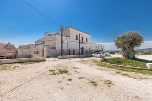 Front of property - 3787 ADT - Camera Matrimoniale Luxury (Mottola)