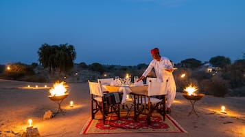 Couples’ dining