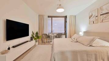 1 Schlafzimmer, Schreibtisch, Bügeleisen/Bügelbrett, kostenloses WLAN