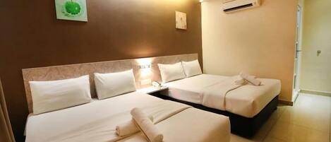 Family Room, 2 Queen Beds | 1 bedroom, iron/ironing board, free WiFi, bed sheets