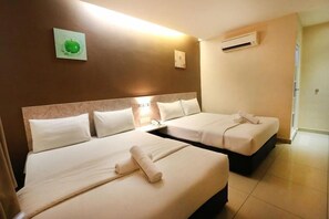 Family Room, 2 Queen Beds | Iron/ironing board, free WiFi, bed sheets - Mozu Hotel Sri Hartamas (Kuala Lumpur)