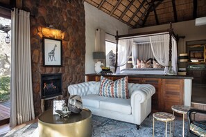 Luxury Suite, 1 King Bed, Non Smoking, River View