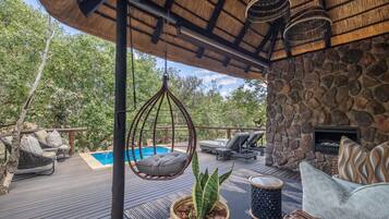 Luxe suite, 1 kingsize bed, niet-roken, uitzicht op rivier | Uitzicht vanuit de kamer