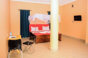 Executive Double Room, Balcony, Courtyard View | Premium bedding, down comforters, desk, free WiFi - NB MOTEL-KIHIHI (Kihihi)