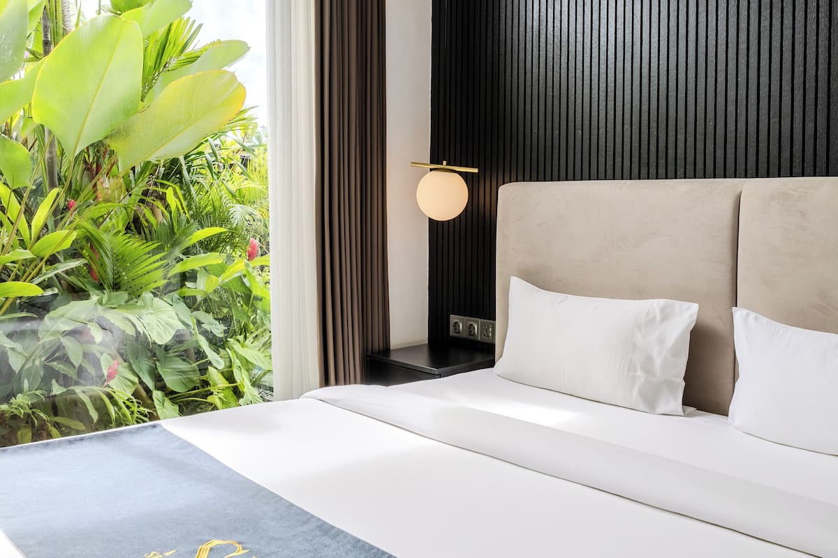 Luxury-Apartment, Poolblick | Hochwertige Bettwaren, Pillowtop-Betten, Minibar, Zimmersafe