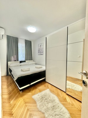 Family Apartment, Garden View | 1 bedroom, desk, iron/ironing board, free WiFi - Family One bedroom apartment Marijana (Budva)