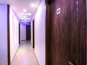 Lobby - OYO Flagship The Vansh Balaji Hot (Faridabad)