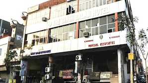 Unclassified image, 4 of 15, button - OYO Flagship The Vansh Balaji Hot (Faridabad)