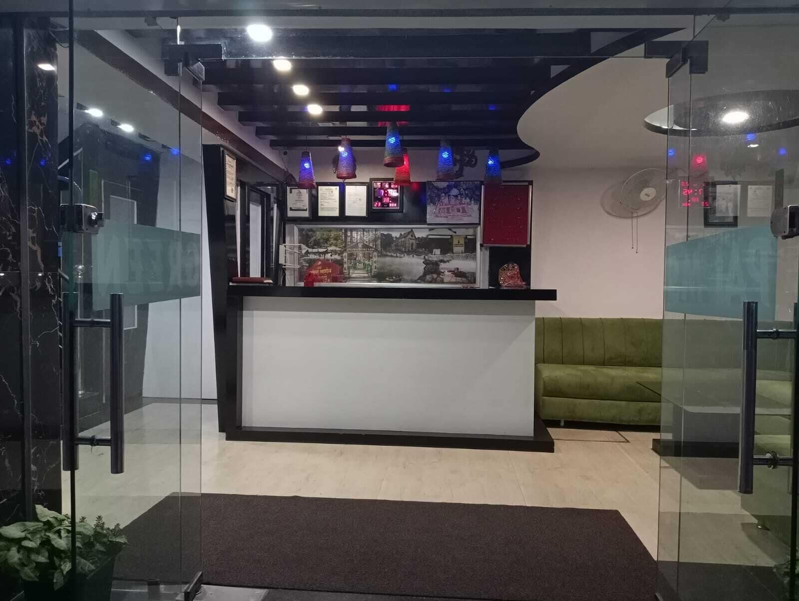 숙박 시설 정면