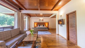 Xclusiv Room | Blendingsgardiner og wi-fi (inkludert)