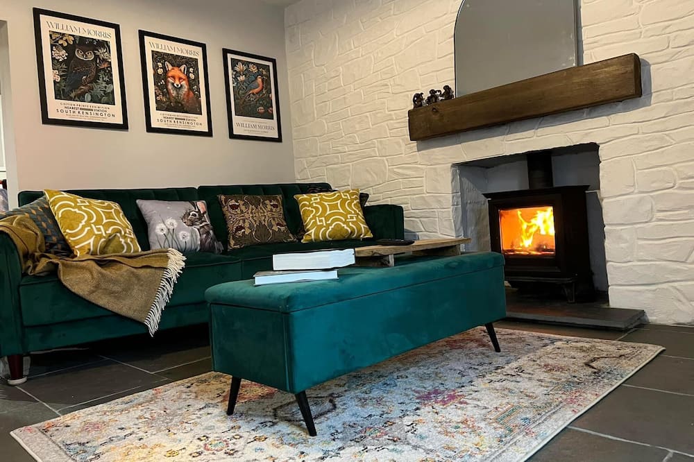 Llansteffan - Dog Friendly 2-bed House, Sleeps 4 - Cwmisfael
