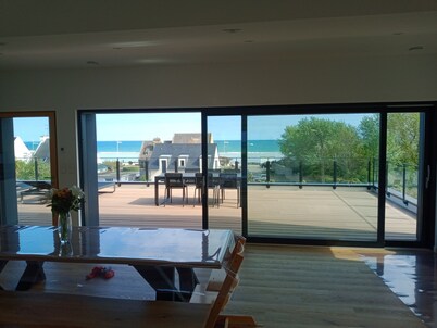Beautiful Recent Modern House Large Terrace Garden Sea View. Sea 40 Meters Away!