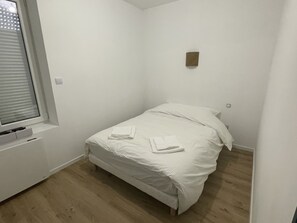 2 bedrooms, WiFi - L'Avenue 005, fully-equipped accommodation (Roanne)