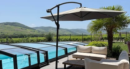 Un P'tit Bouchon Dans le Beaujolais , le Cadre Parfait Pour se Reposer !