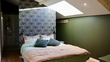 1 chambre, fer et planche à repasser, Wi-Fi, draps fournis