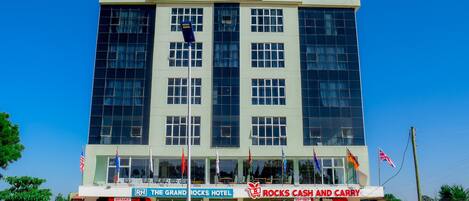 Fachada de la propiedad