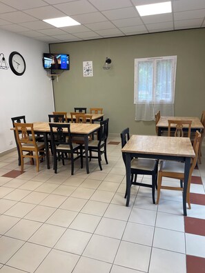 Daily buffet breakfast (EUR 9 per person)