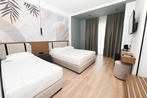 Desk, free WiFi, bed sheets