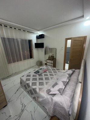 2 bedrooms, travel cot, WiFi, bed sheets - Appartement Cosy - 2 Chambres - vue sur mer Al Houceima ! (Al Hoceïma)