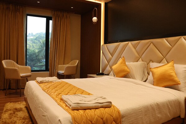 Chambre Premium | Literie de qualité supérieure, bureau, chambres insonorisées