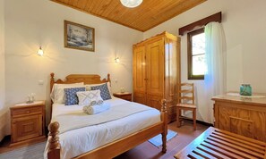 Maison, vue sur la mer | 2 chambres, fer et planche à repasser, accès au Wi-Fi (inclus)