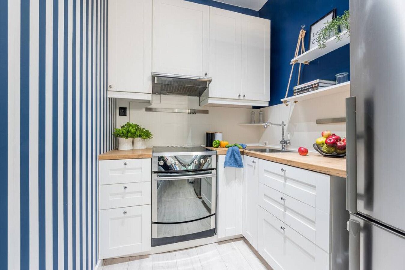 Fridge, oven, toaster, cookware/dishes/utensils