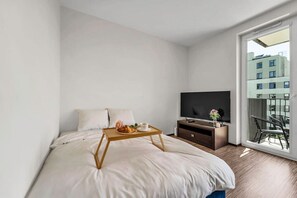 1 bedroom, desk, iron/ironing board, free WiFi