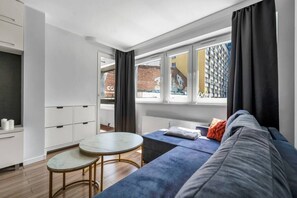 Smart TV - Chmielna Downtown Apartments by Rentujemy (Warszawa)