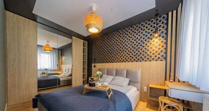 Łódź Spacious Apartments with Parking and Balcony by Rentujemy