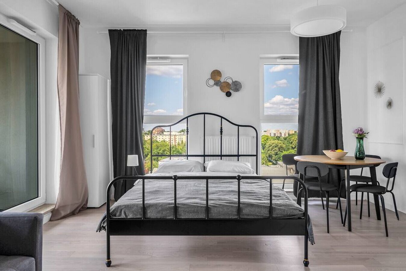 1 Schlafzimmer, Schreibtisch, Bügeleisen/Bügelbrett, kostenloses WLAN